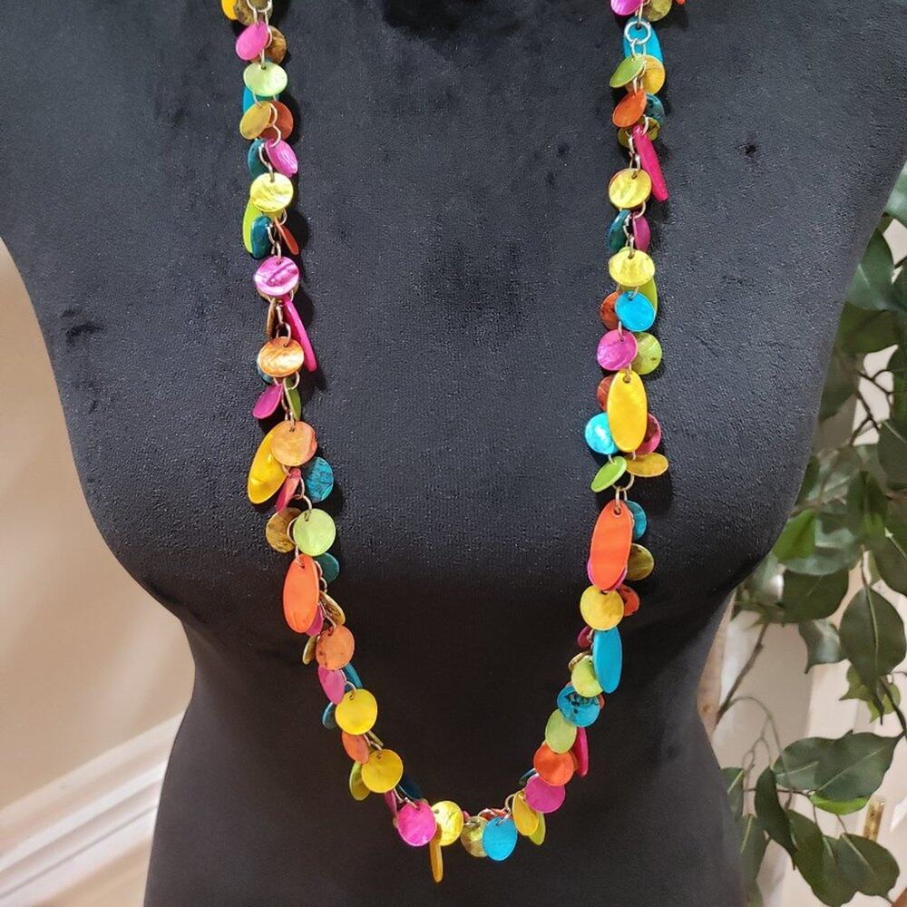 You & I Womens Fashion Multi Color Samburu Shell Teardrop Necklace with Earrings